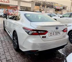 تۆیۆتا کامری